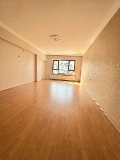 ▃ ACİL ▃KÖŞEM EMLAK'TAN KÖROĞLU PARKI YAKINI 3+1 KİRALIK DAİRE resmi