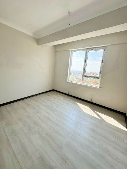 ▃ ACİL ▃AİLE YAŞAM MERKEZİ KARŞISI 2+1 LÜX YAPILI SATILIK DAİRE resmi
