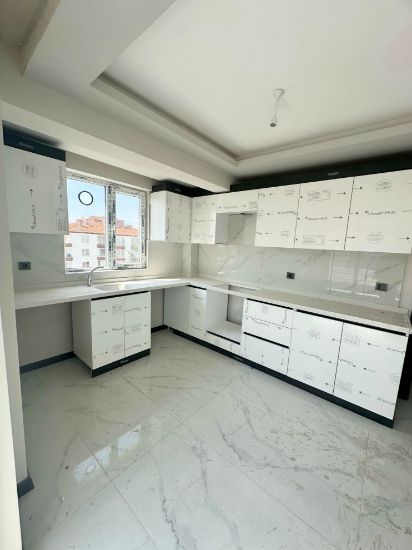 ▃ ACİL ▃AİLE YAŞAM MERKEZİ KARŞISI 2+1 LÜX YAPILI SATILIK DAİRE resmi